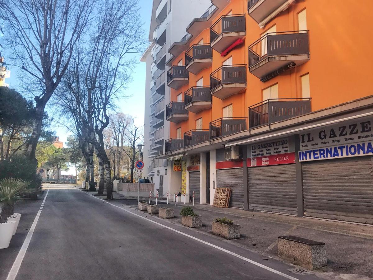 Leda Bibione